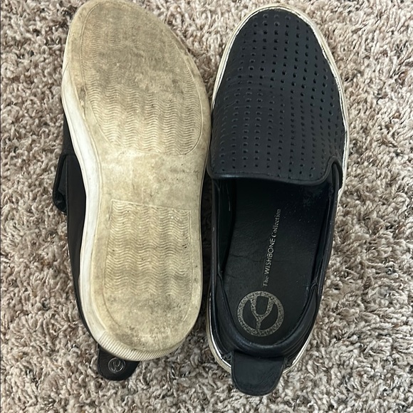 Black leather Slip-On Shoes - wishbone collection - Picture 5 of 6